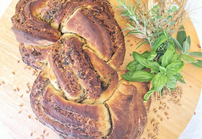 Doppelspirale Pesto.Brot (5) Doppelspirale Pesto.Brot (5)